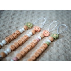 Personalized Dummy Clip Daisy